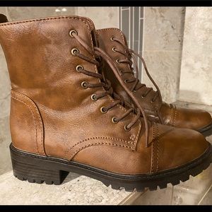 Size 9 Brown Boots
